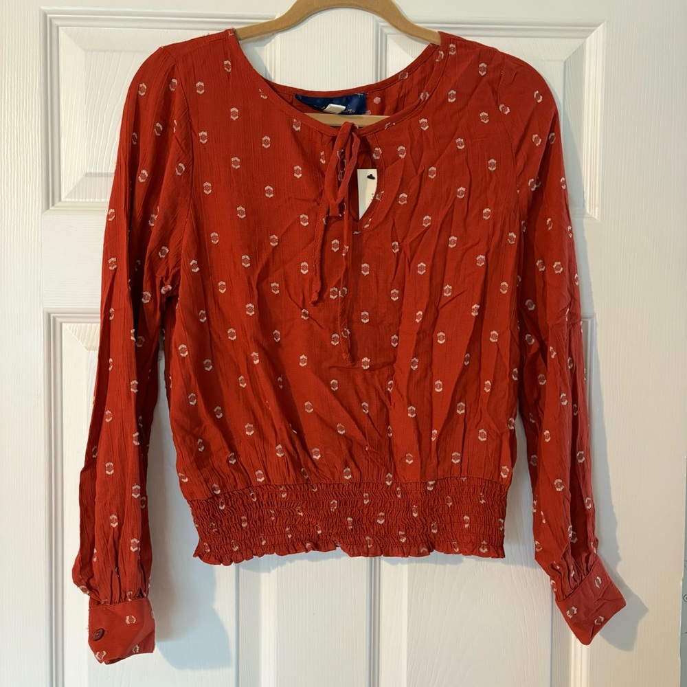 Francesca’s Boho Style Blouse Long Sleeve with Keyhole NWT Size XS